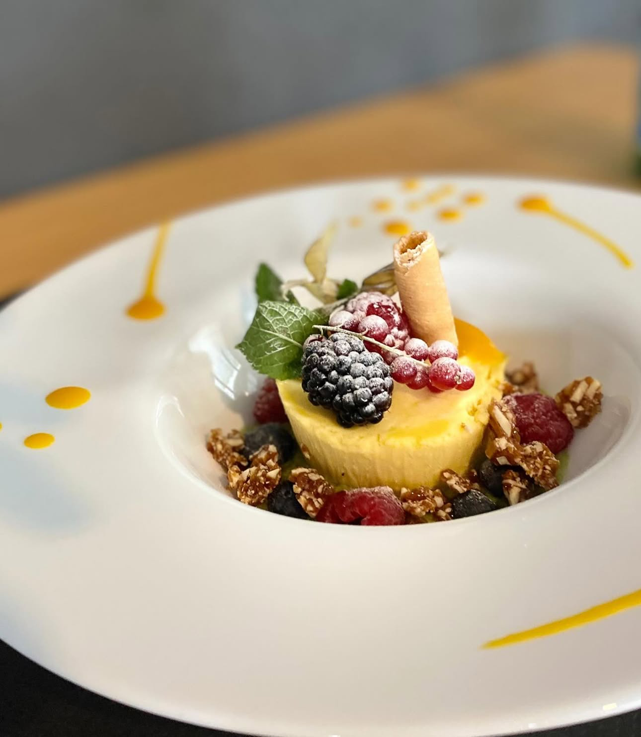 Dessert aux fruits rouges